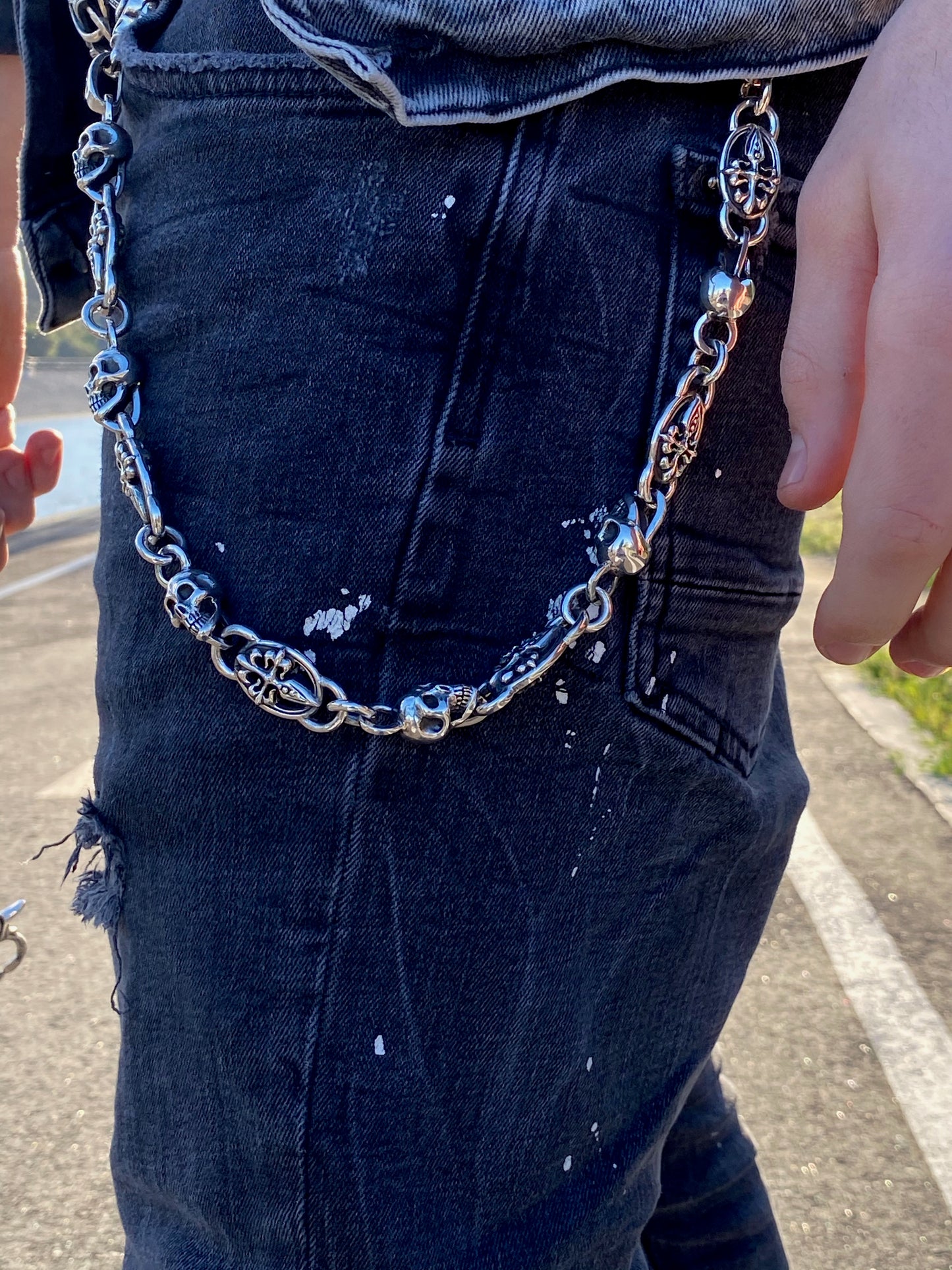 a&g-rock-cross-&-skull-wallet-chain-model