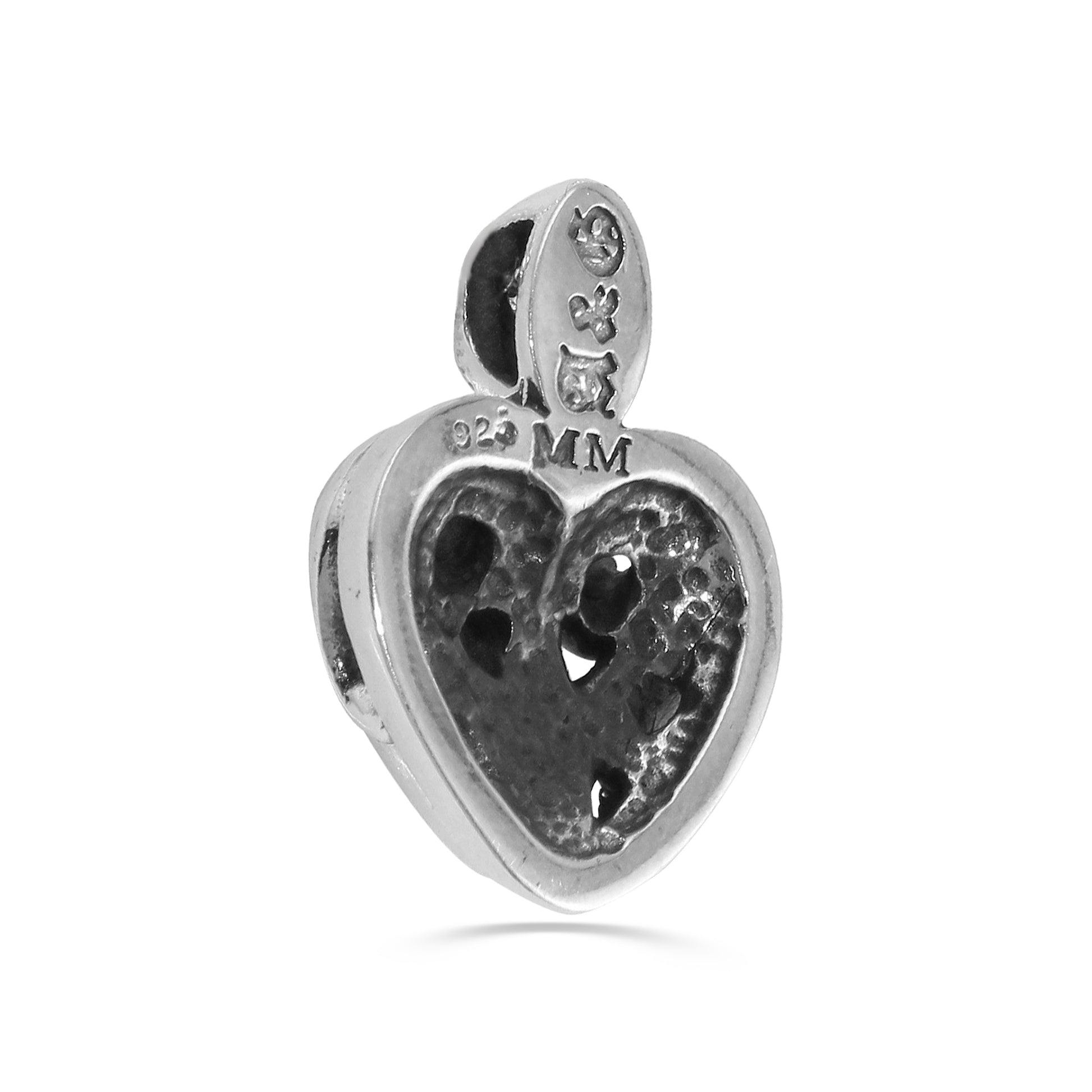 a&g-rock-patterned-medium-heart-pendant-back